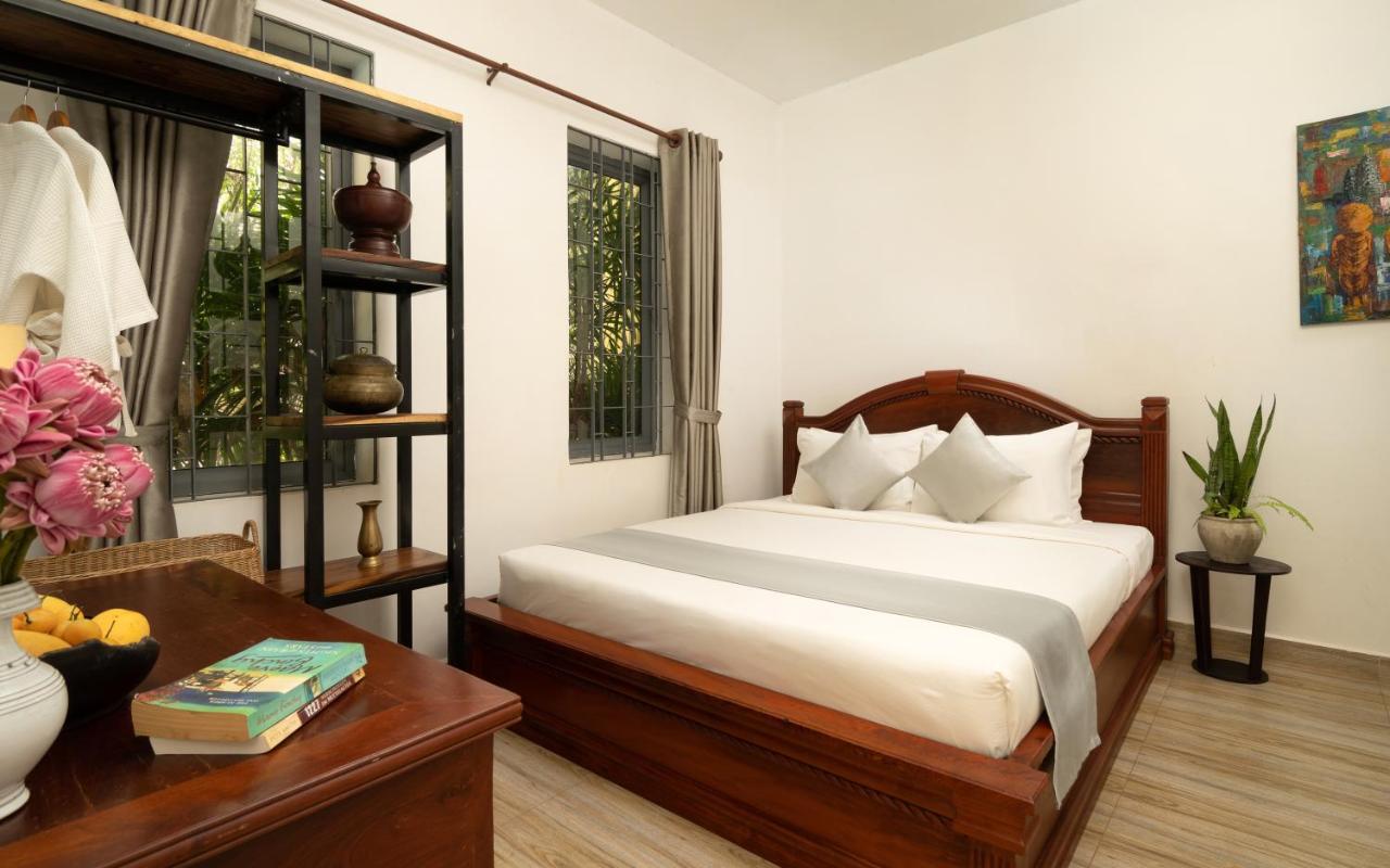 The Elephant Siem Reap Exterior photo