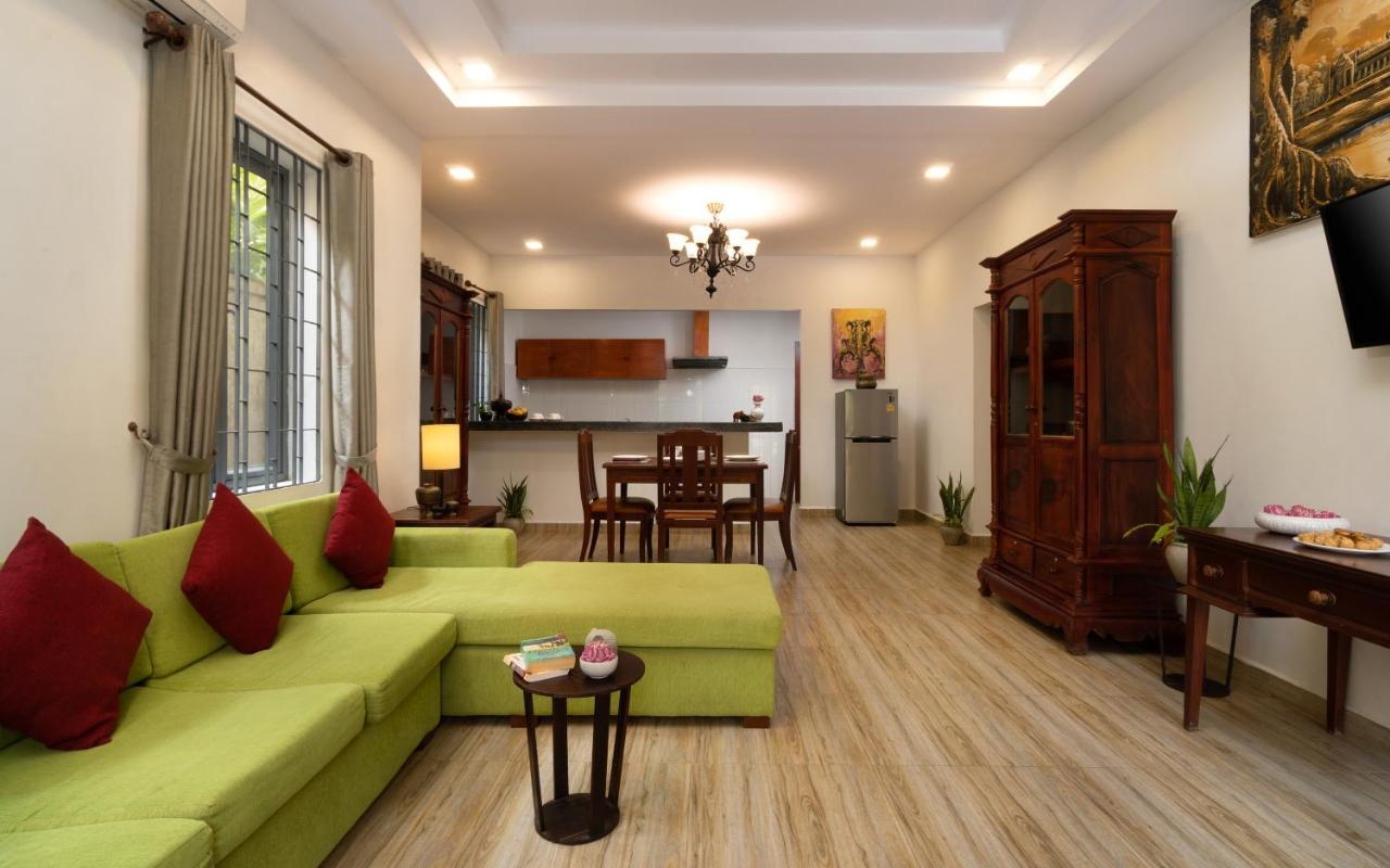 The Elephant Siem Reap Exterior photo