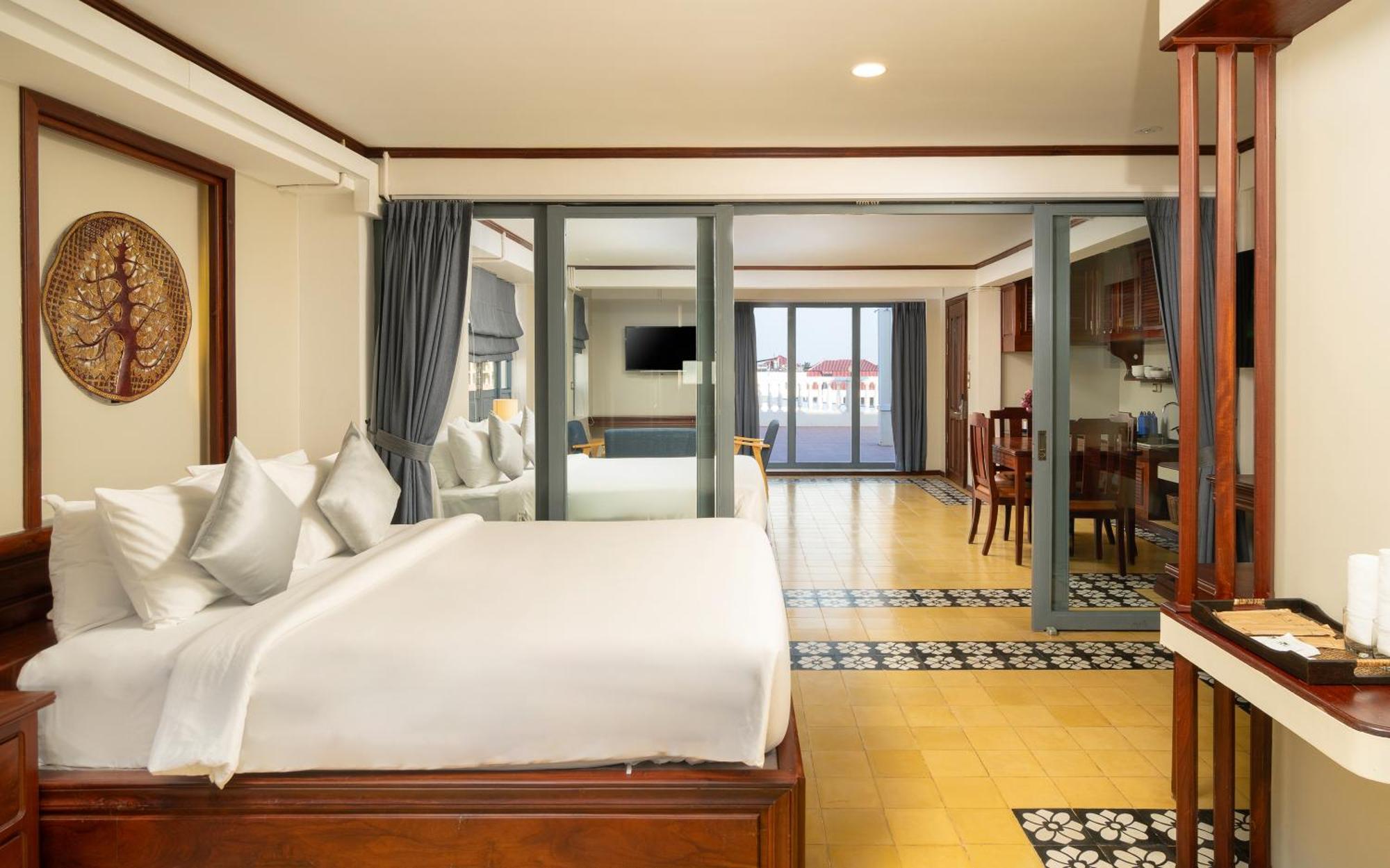 The Elephant Siem Reap Exterior photo